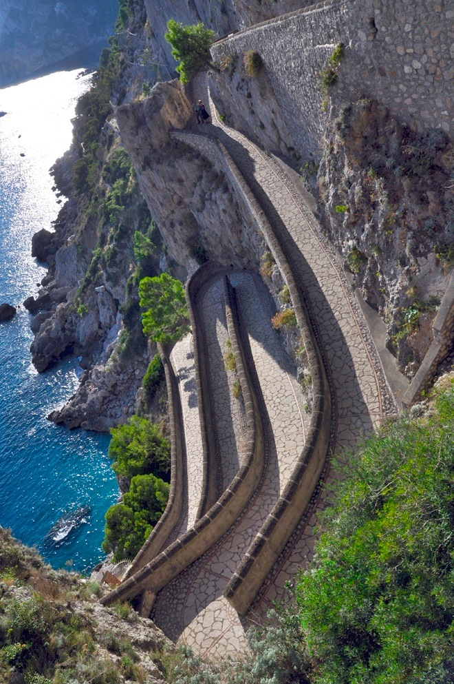 UNA PROPOSTA PER RIQUALIFICARE LA FAMOSA VIA KRUPP A CAPRI